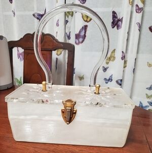 Gilli Original Luxite Chic White Acrylic Clutch with Clear Handles